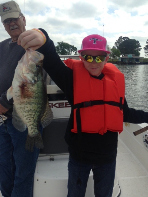 04-11-14 Nice Keeper Crappie with BigCrappie.com